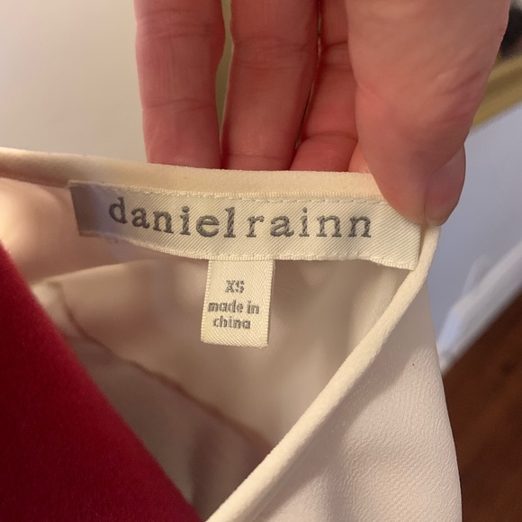 DOUBLE LAYER CREAM TANK TOP - Picture 9 of 10